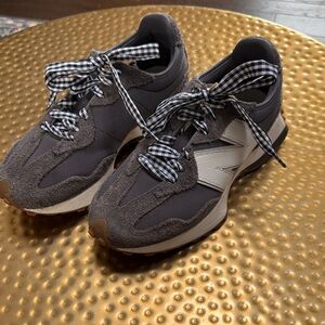 Women’s New Balance 327 Gray Suede-Trim Athletic Sneakers with Gingham Laces 8